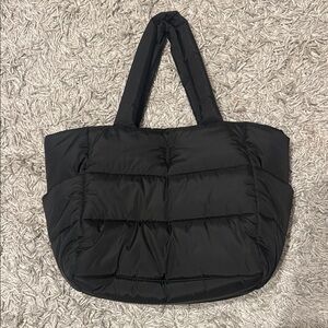 Thacker Escape Black Quilted Tote Bag Travel Sleeve
